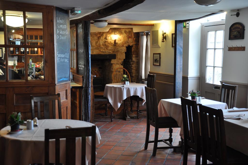 The Crown Inn เบนสัน ภายนอก รูปภาพ